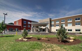 Holiday Inn Express & Suites Galesburg By Ihg